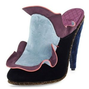 🚨SOLD 🙈Fendi Beauty🙈